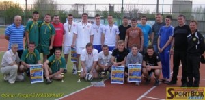 130427-Ukr-futnet-Chernivtsi-komandy-sportbuk.com