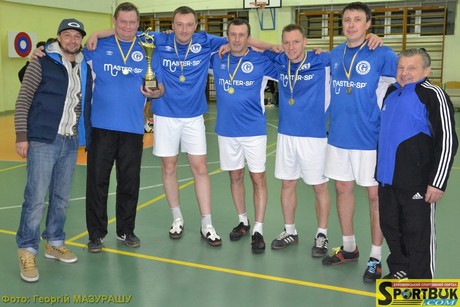 141101-futnet-ukr-1-sportbuk-com-42-kostuk-mihin-golosiivo